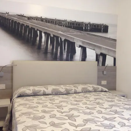 Lux Hotel