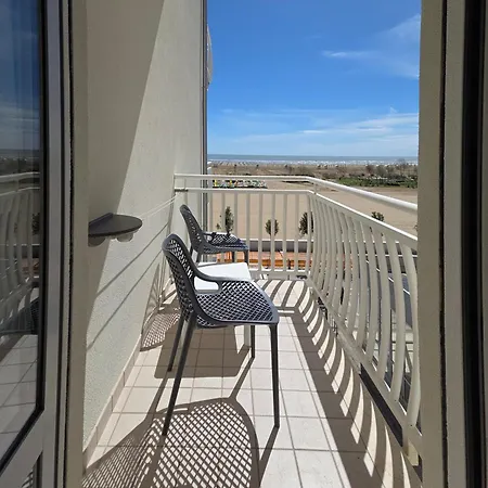 Lux 3*