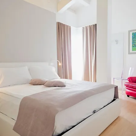 Lux Hotel 3*