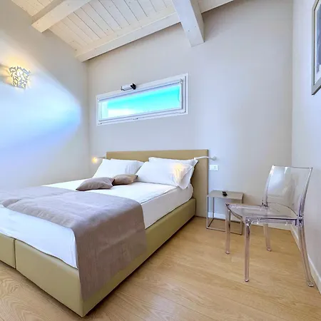 Hotel Lux 3*