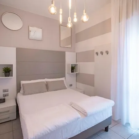 Lux Hotel 3*