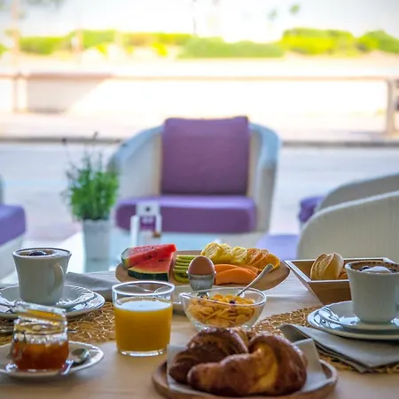 Hotel Lux 3*